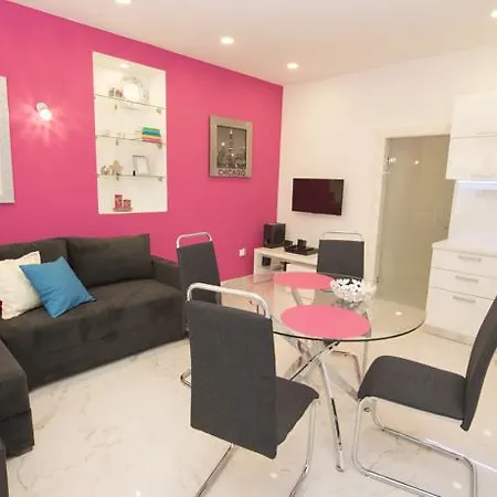 Apartment Dea Ii Split